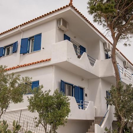 Haris Apartments 3-4 Armenistis  Esterno foto